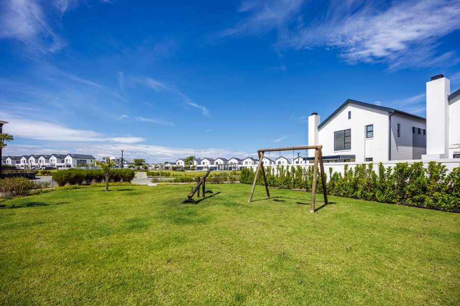 3 Bedroom Property for Sale in Le Coste Estate Western Cape